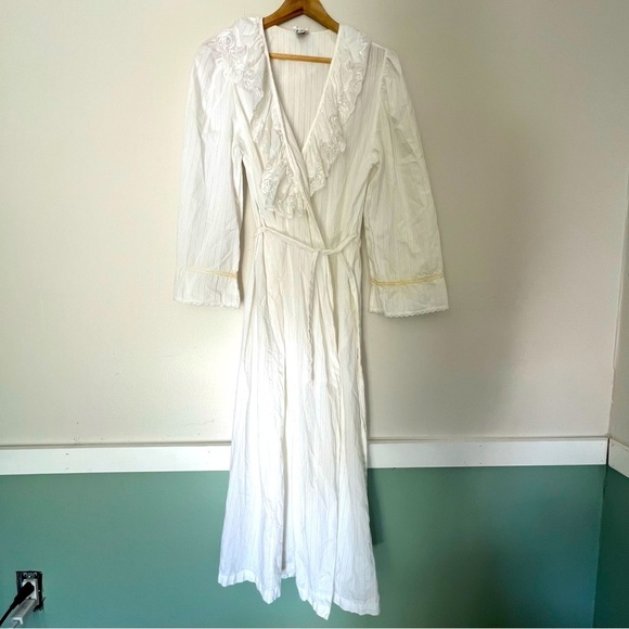 Eve Stillman saks fifth ave robe  100% cotton vintage petite white - Picture 1 of 15